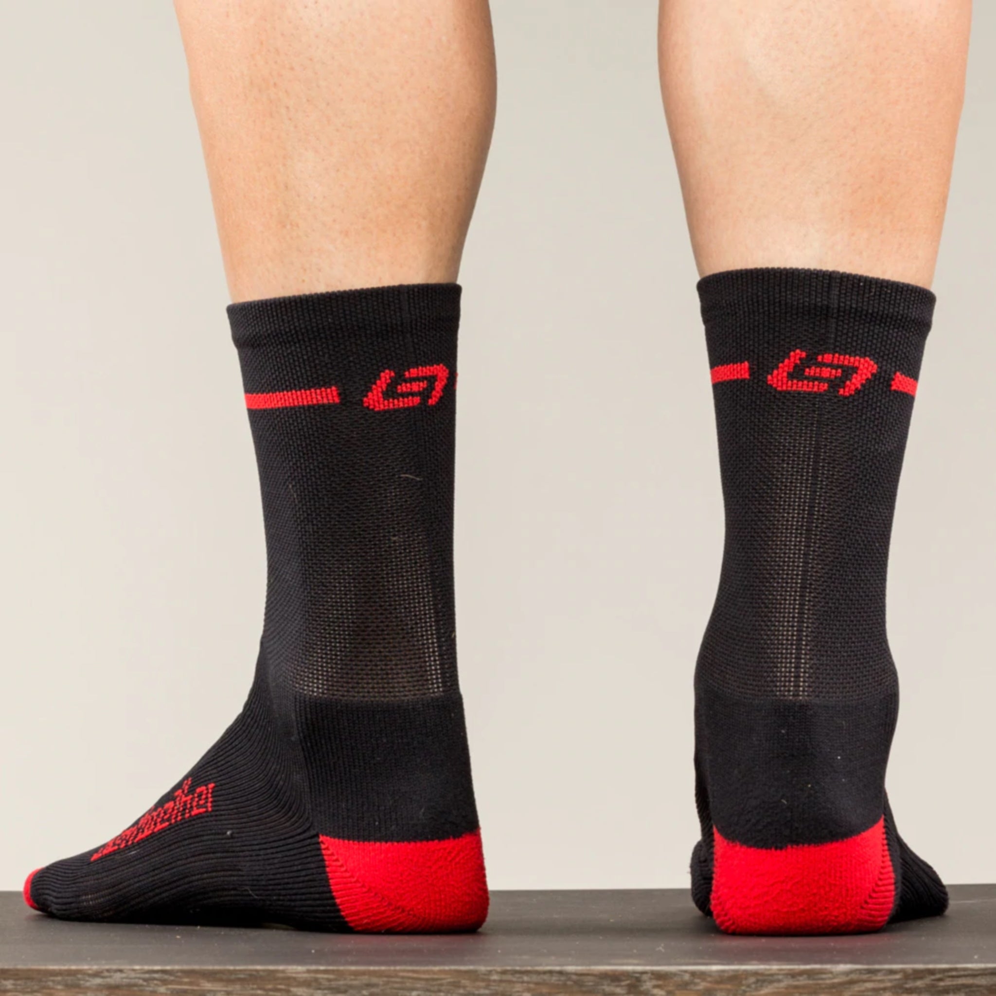 Bellwether Optime High - Performance Black/Ferrari Socks