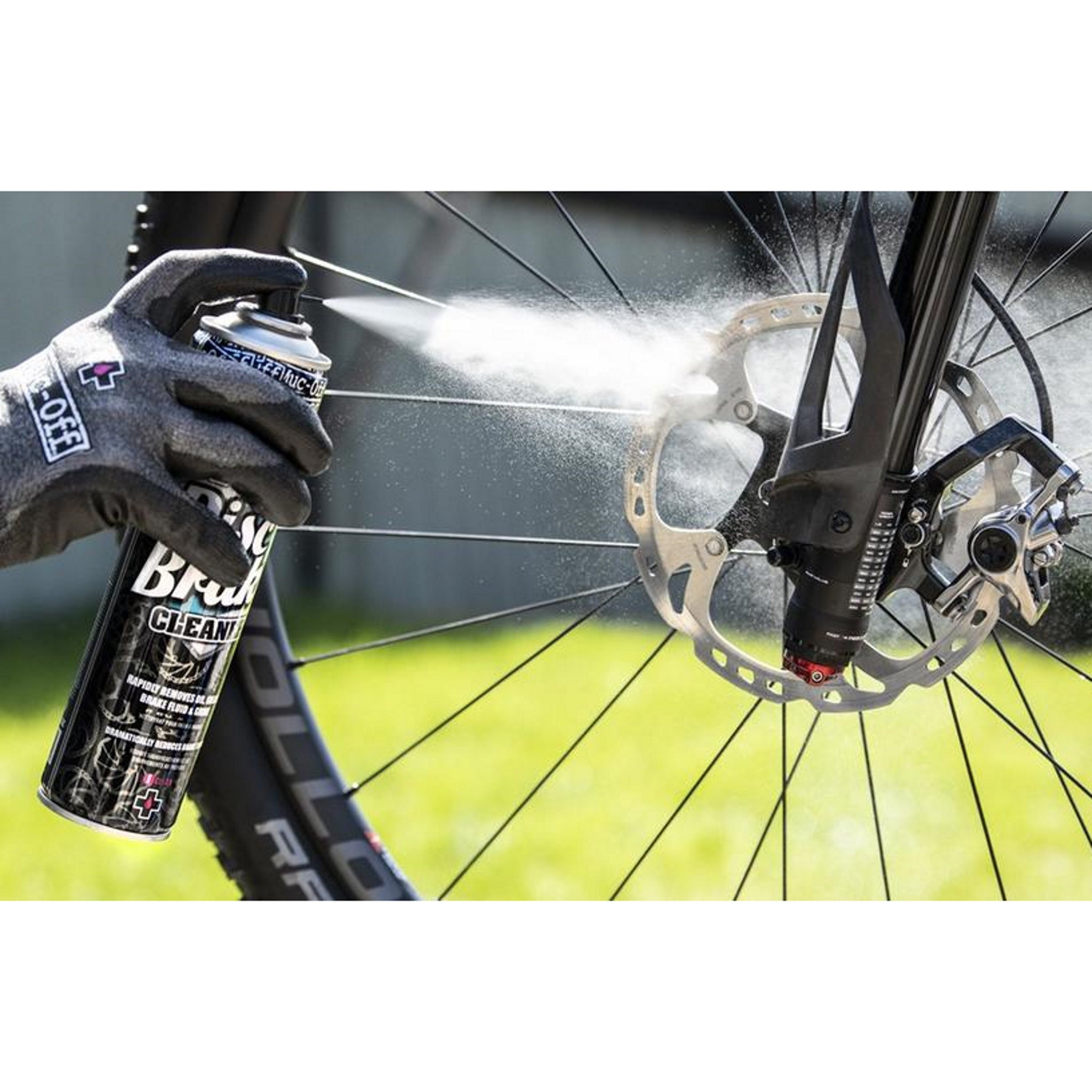 Muc-Off 400ml Aerosol Spray Disc Brake Cleaner for Enhanced Braking Performance