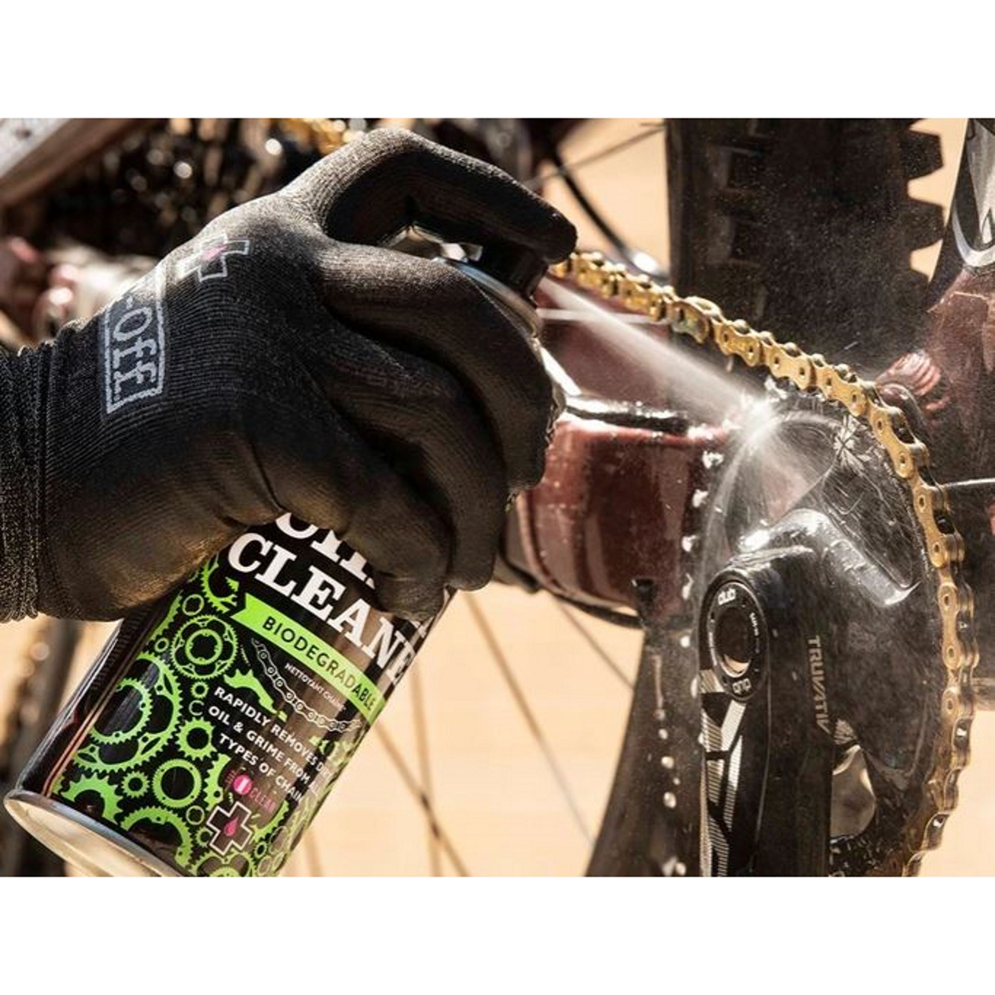Muc-Off 400ml Aerosol Biodegradable Bicycle Chain Cleaner for Optimal Chain Performance