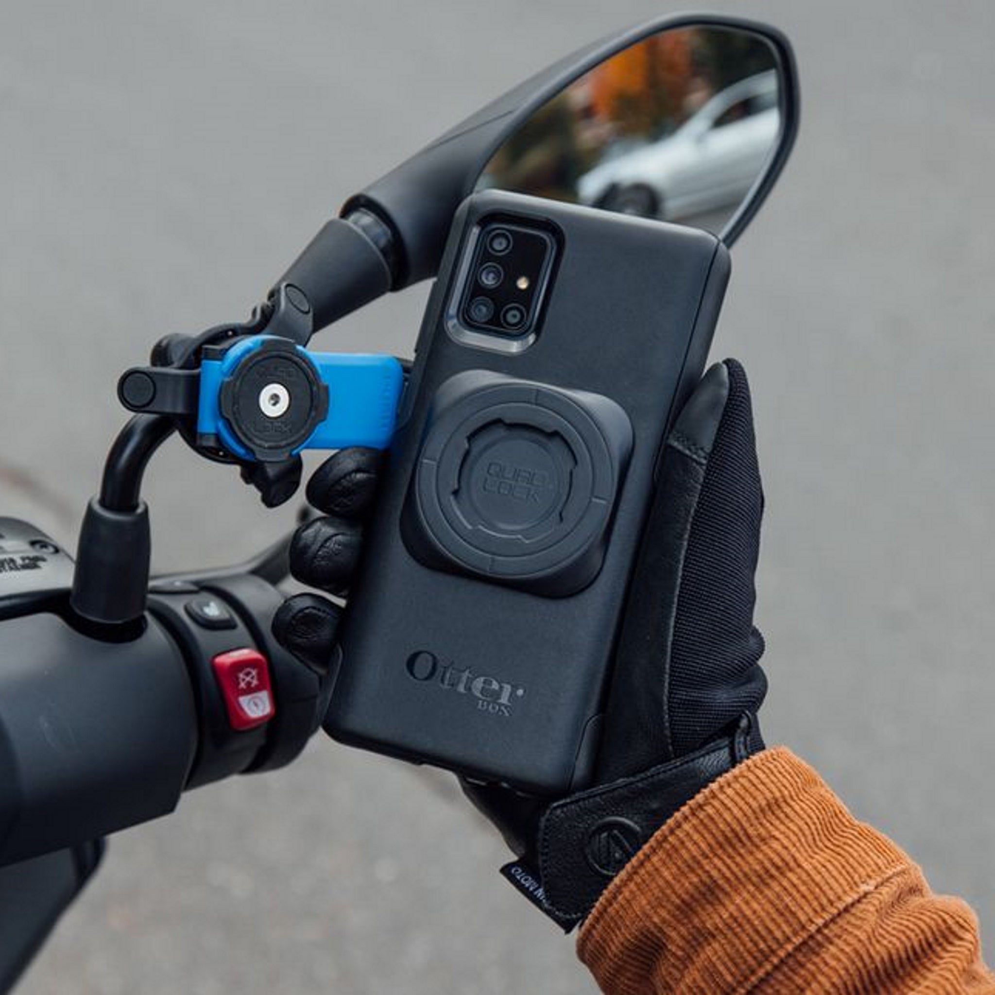 Quad Lock MAG Universal Adaptor - Slim, Secure & Compatible for Phones and Cases